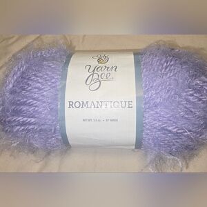 Yarn‎ bee romantique
